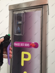 PARFUMEUR AUTO                                                    